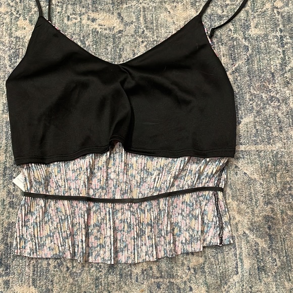 WAYF floral silk peplum tank NWT - Picture 6 of 6